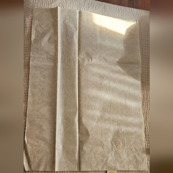 Authentic Gucci Tissue Grosgrain Ribbon and Gift Card Holder - Picture 4 of 6